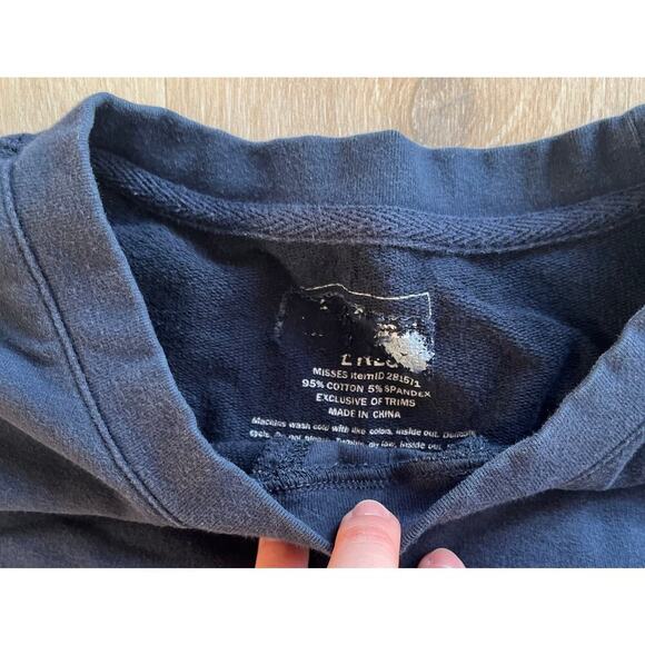 LL Bean athletic blue crewneck, large- embroidered - Picture 2 of 3